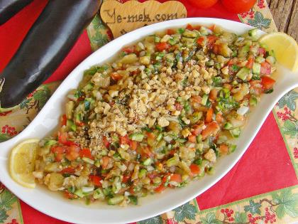 Köz Patlıcanlı Gavurdağ Salatası
