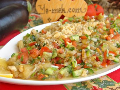 Köz Patlıcanlı Gavurdağ Salatası