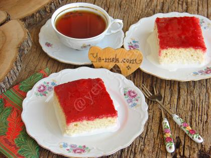 Frambuazlı Trileçe Tatlısı