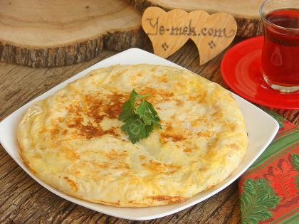 Peynirli Tava Böreği