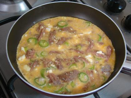 Kavurmalı Omlet