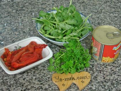 Közlenmiş Kırmızı Biberli Semizotu Salatası