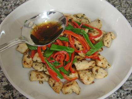 Sauteed Chicken With Fresh Onion Recipe