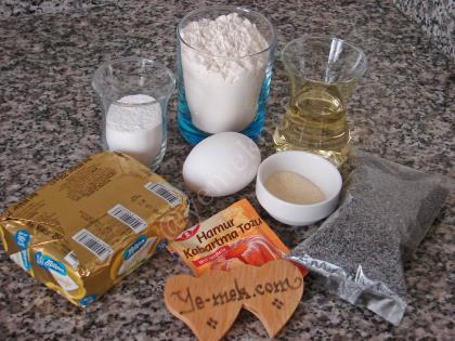 Almond And Poppy Seed Syrup Dessert Recipe