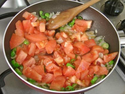 Zeytinyağlı Patlıcanlı Enginar Dolması