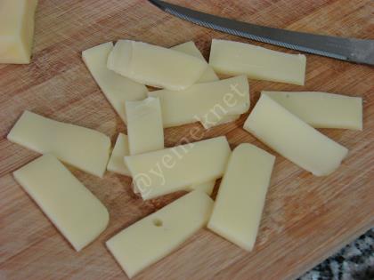 Sahanda Peynirli Yumurta