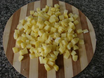 Taze Soğanlı Patates Salatası