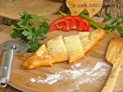 Tereyağlı Kaşarlı Ev Pidesi