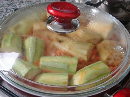 Zeytinyağlı Kabak İmam Bayıldı