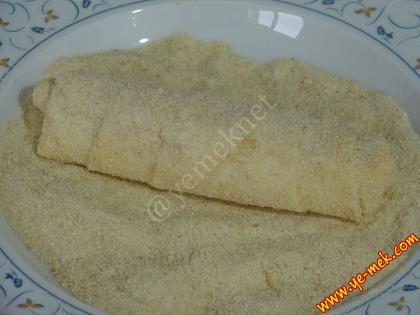 Galeta Unlu Mantarlı Börek