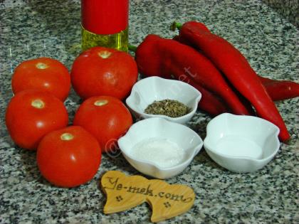 Kışlık Karışık Domates Biber Salça Konservesi