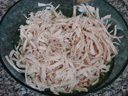 Köri Soslu Tavuk Salatası