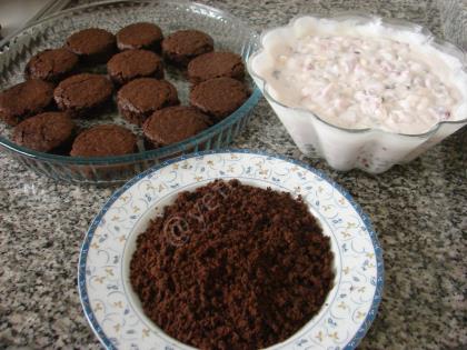 Porsiyonluk Meyveli Köstebek Pasta