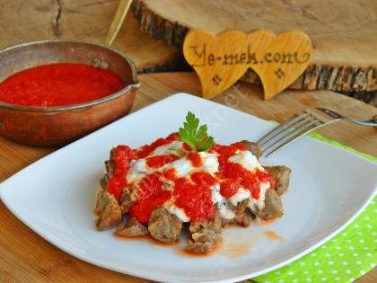 Yoğurt Soslu Salçalı Et Sote