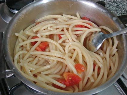 Fırında Kremalı Domatesli Makarna