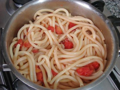 Fırında Kremalı Domatesli Makarna