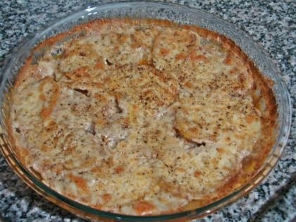 Fırında Sütlü Kaşarlı Patates