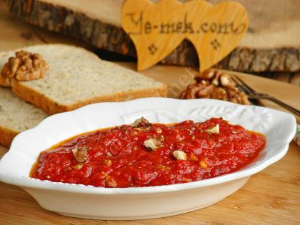 Kahvaltılık Zeytinyağlı Cevizli Salça