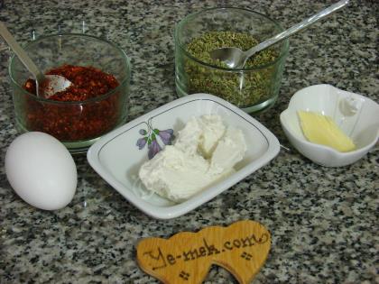 Lor Peynirli Yumurta