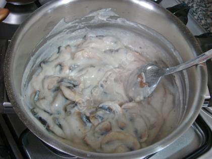 Beşamel Soslu Mantarlı Tavuk Fileto