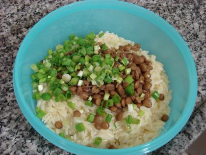 Mercimekli Arpa Şehriye Salatası