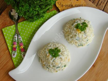 Yoğurtlu Arpa Şehriye Salatası