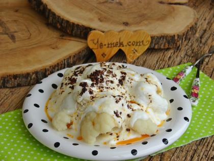 Yoğurtlu Karnabahar Salatası