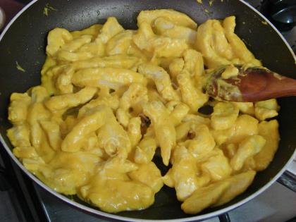 Zerdeçallı Tavuk Beğendi