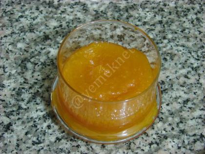 Krem Şantili Tatlı Bal Kabağı Püresi