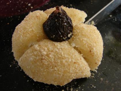 Peynirli Çiçek Poğaça