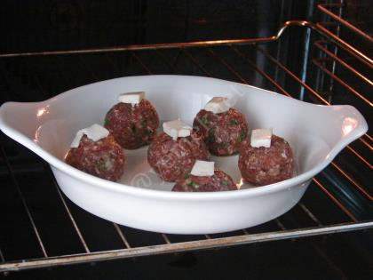 Kaşarlı Köfte