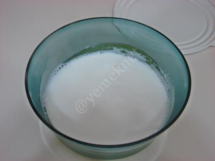 Hazır Sütten Ev Yapımı Yoğurt