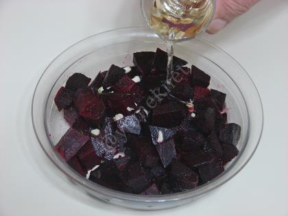 Kırmızı Pancar Turşusu