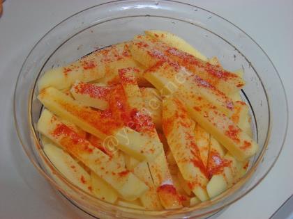 Fırında Patatesli Tavuk İncik