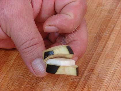 Hellim Peynirli Patlıcan Kızartması