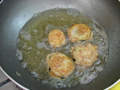 Hellim Peynirli Patlıcan Kızartması