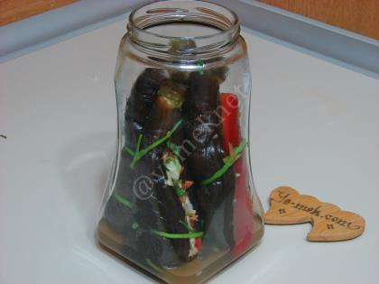 İçi Doldurulmuş Patlıcan Turşusu