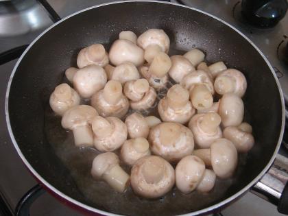 Mantarlı Papaz Yahnisi