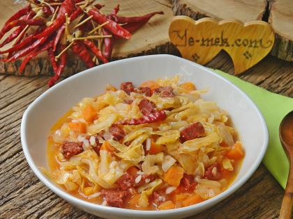 Sucuklu Kapuska Yemeği