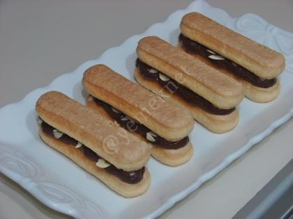 Çikolatalı Kedi Dili Ekler Pasta