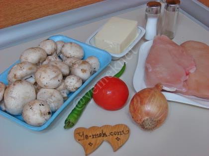 Fırında Kaşarlı Tavuk Yemeği