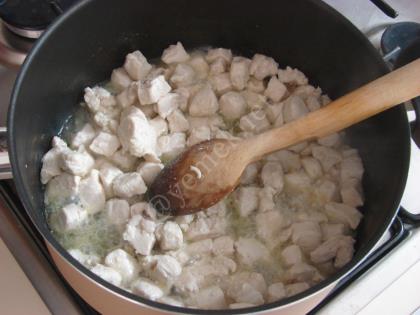 Fırında Kaşarlı Tavuk Yemeği