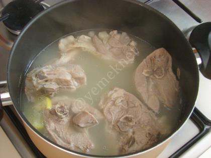 Fırında Patatesli Et Yemeği