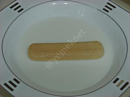 Hindistan Cevizli Kedi Dili Ekler Pasta