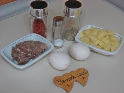 Patatesli Kavurmalı Yumurta