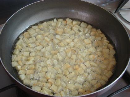 Patatesli Kavurmalı Yumurta