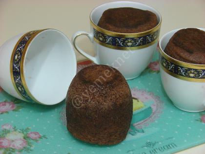 Tencerede Kakaolu Fincan Kek