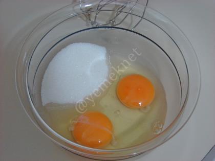 Tencerede Kakaolu Fincan Kek