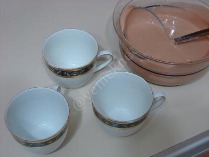 Tencerede Kakaolu Fincan Kek