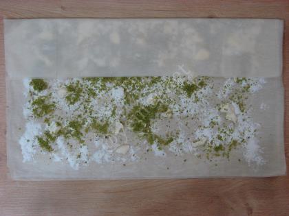 Baklavalık Yufkadan Fıstıklı Katmer